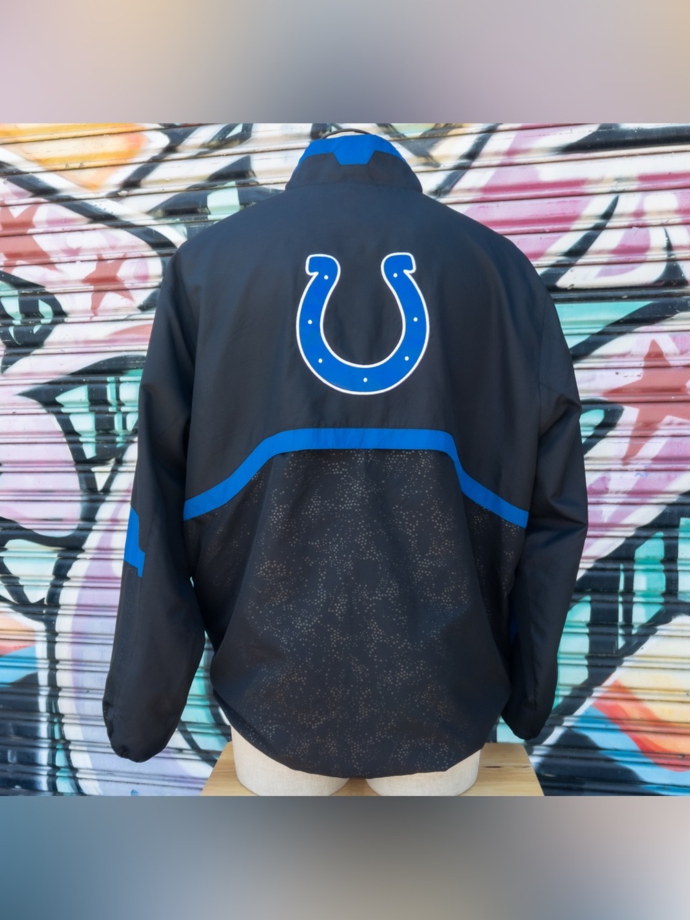 INDIANAPOLIS COLTS Vintage Windbreaker size XL | Black with Retro Embroidery
